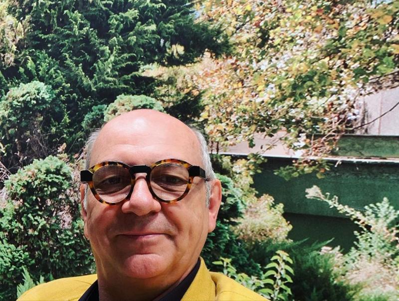 Luis Gnecco reacciona a desubicados mensajes por su contagio de Covid 19