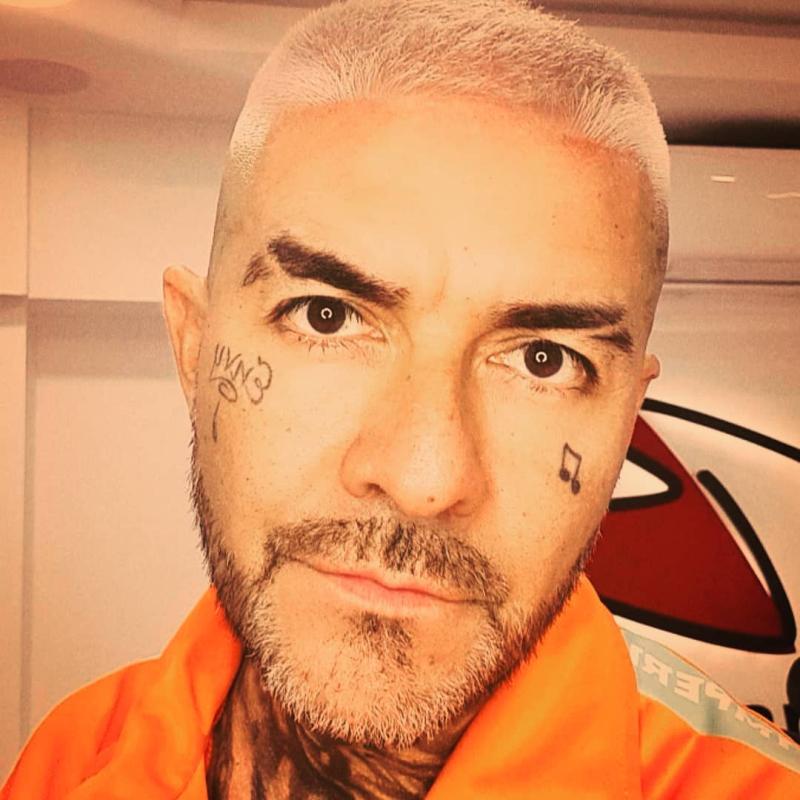 DJ Méndez se reinventa y ahora vende paltas