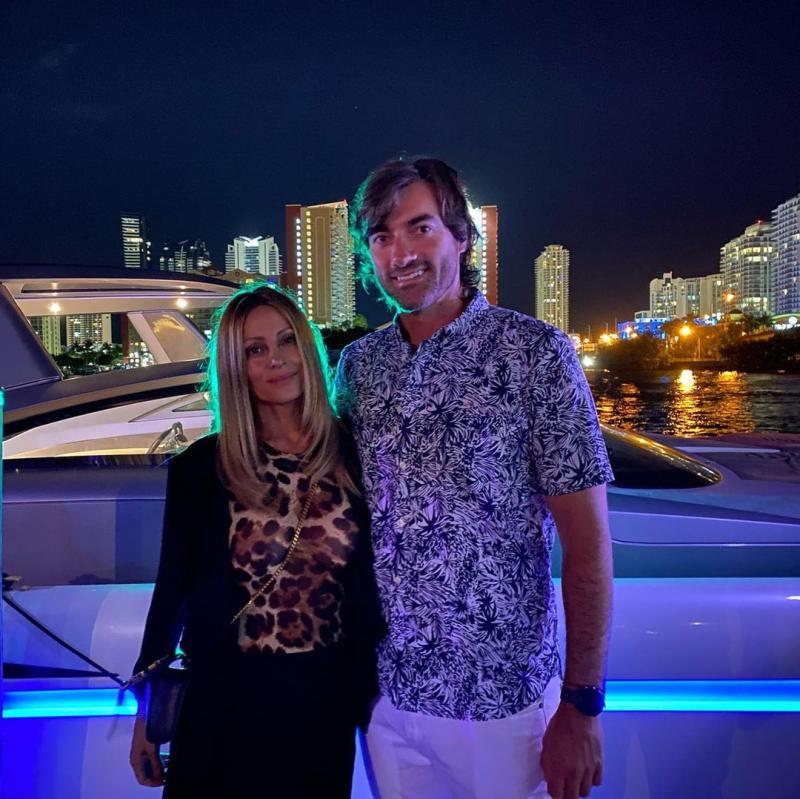Carola Julio se fue de vacaciones a Miami con su pololo empresario