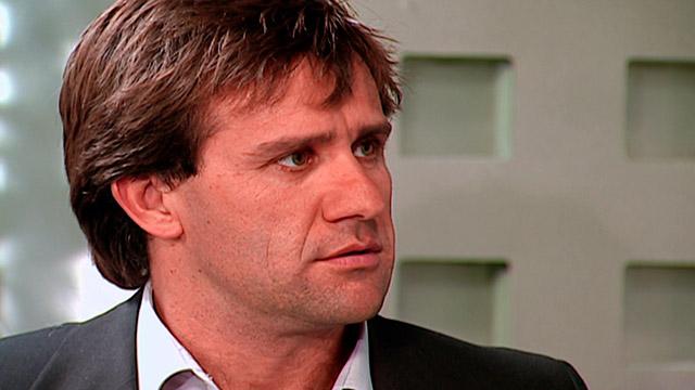 Armando, Álex Mercader