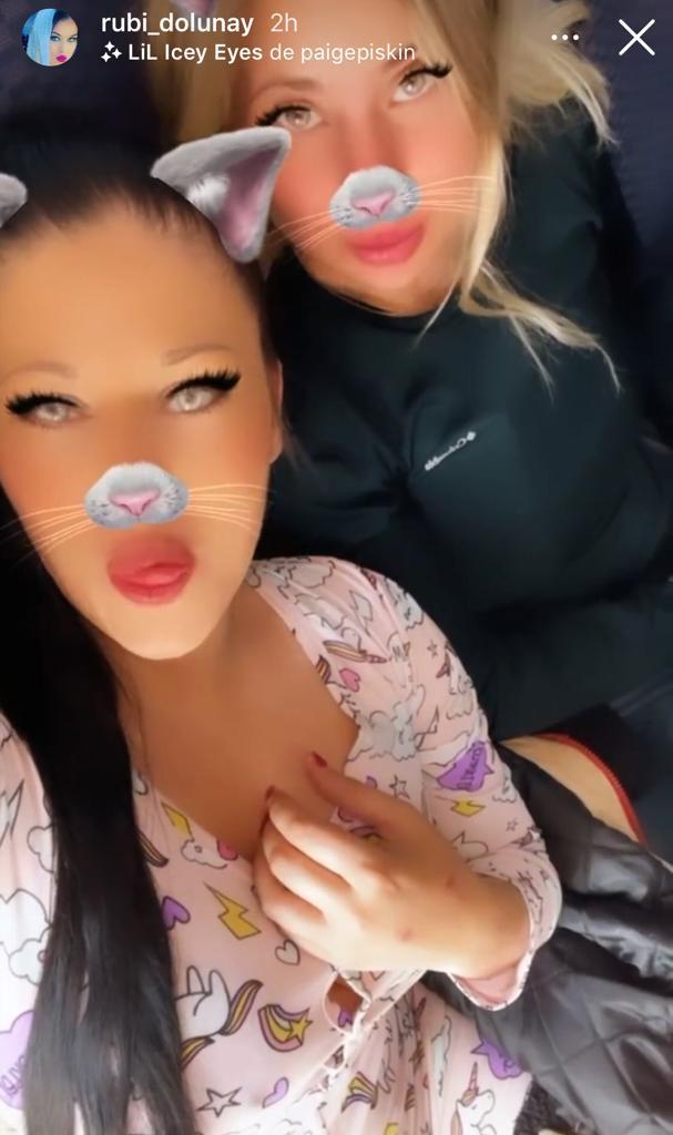 Rubí Galusky se fue de Chile: Partió de viaje en pijama