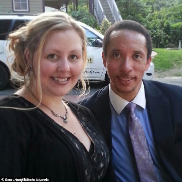 Mischele Lewis y Will Jordan