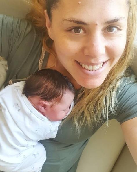 Natalia Duco retoma la universidad a 2 meses de convertirse en madre