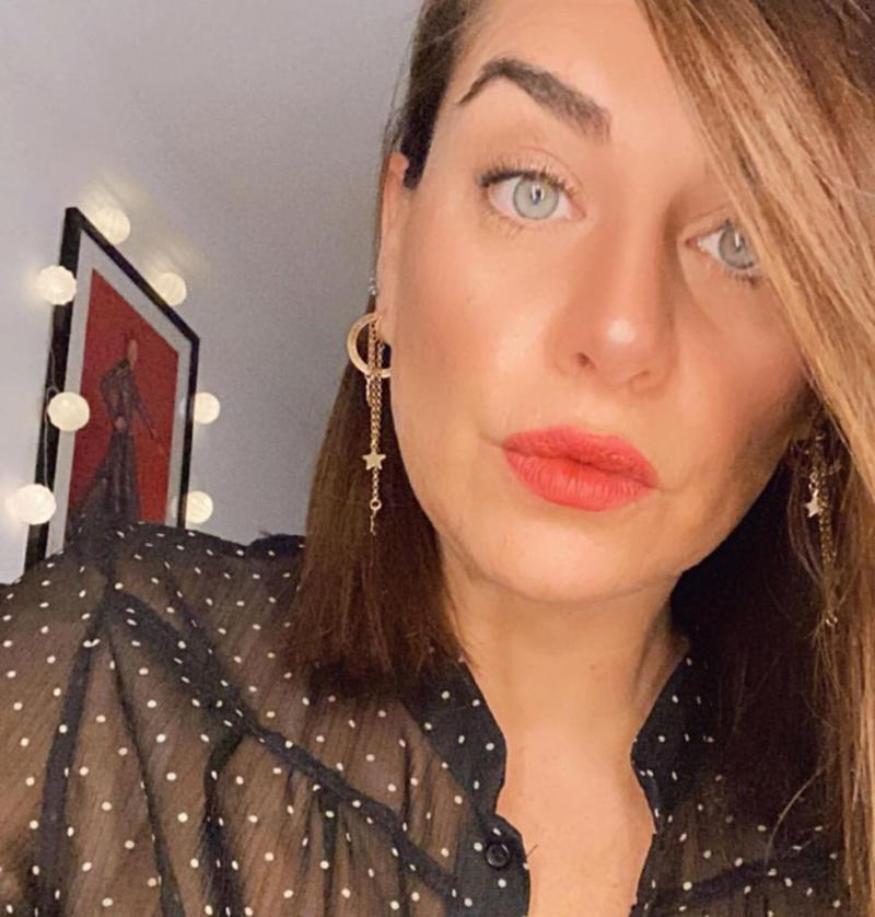 Ingrid Cruz se muestra sin filtro para evento online