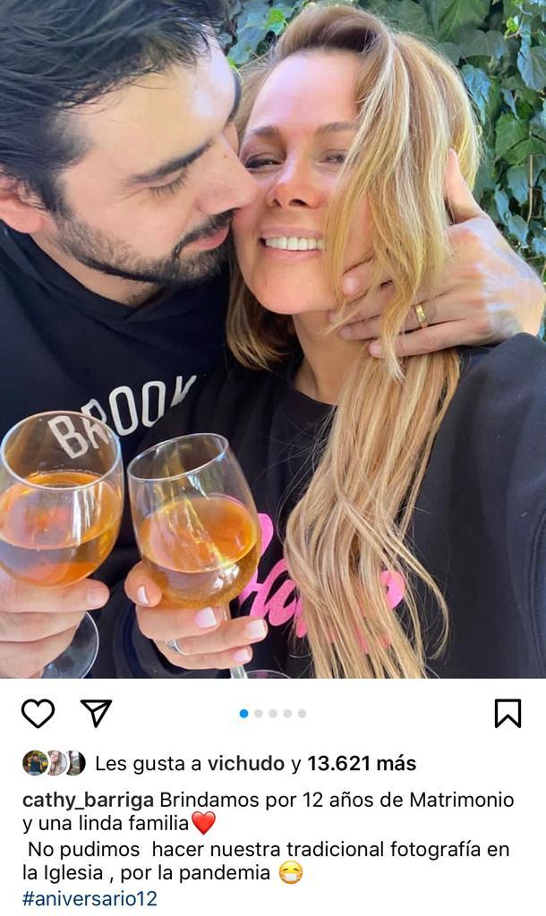 Cathy Barriga celebra 12 años de matrimonio con selfies sin filtro