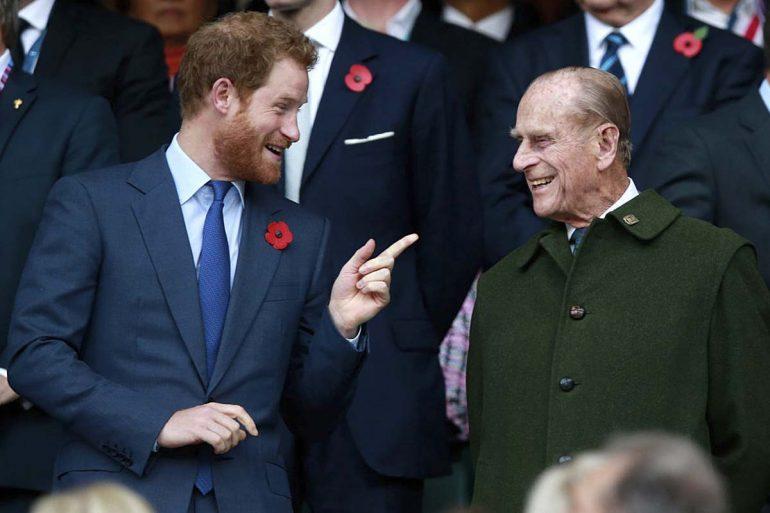 Príncipe Harry y su abuelo el príncipe Felipe