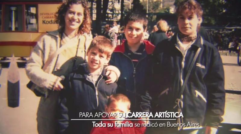 María Jimena Pereira y sus hermanos