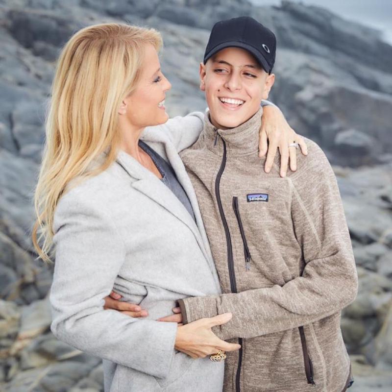 Máximo Menem comparte foto inédita con su madre