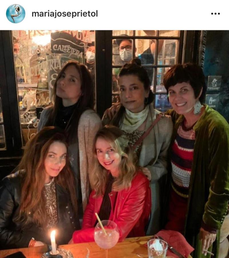 “Regias”: Actrices de teleseries se reencuentran en aplaudida junta