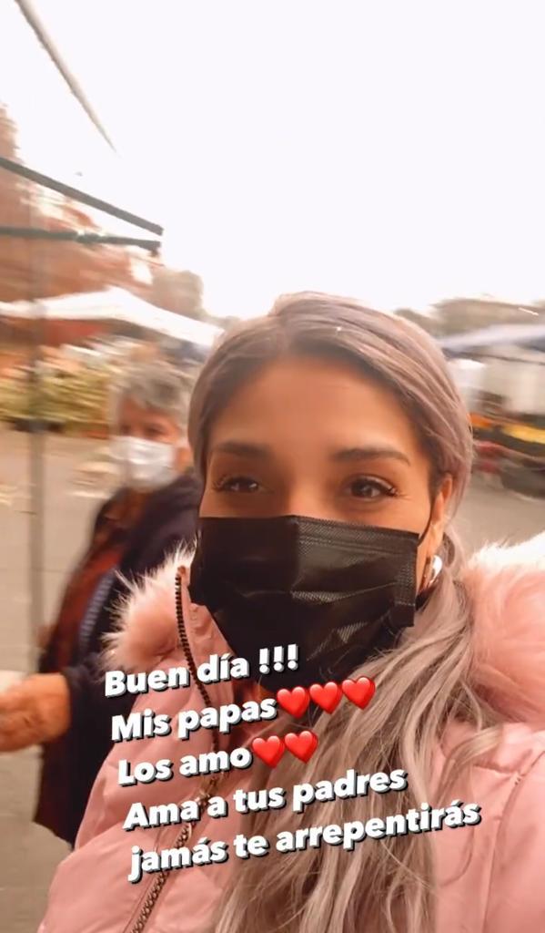 Kathy Orellana deslumbra con delgada figura y pelo gris