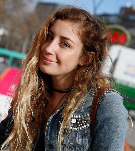 “Se supone lleva un luto”: Daniela Castro es criticada por video