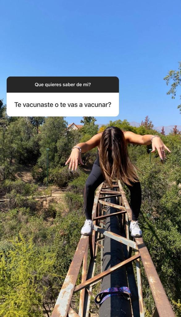 A Cata Vallejos le han deseado la muerte por dichos antivacuna