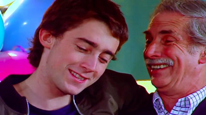 Manuela intenta arruinar la relación de Isabel y Amaro