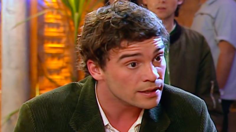 Ángel rompe en llanto frente a Alonso