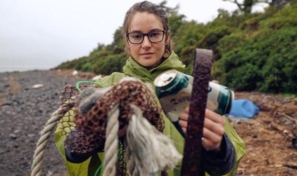Karün se unió a la actriz Shailene Woodley