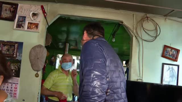 Pancho Saavedra conoce a Hugo