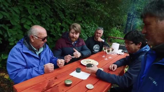 Alipio Vera probó el caviar