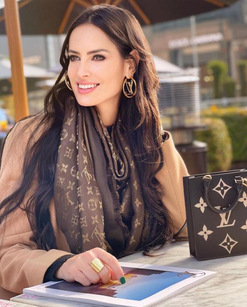 “No es ella”: Critican a Adriana Barrientos por exceso de Photoshop