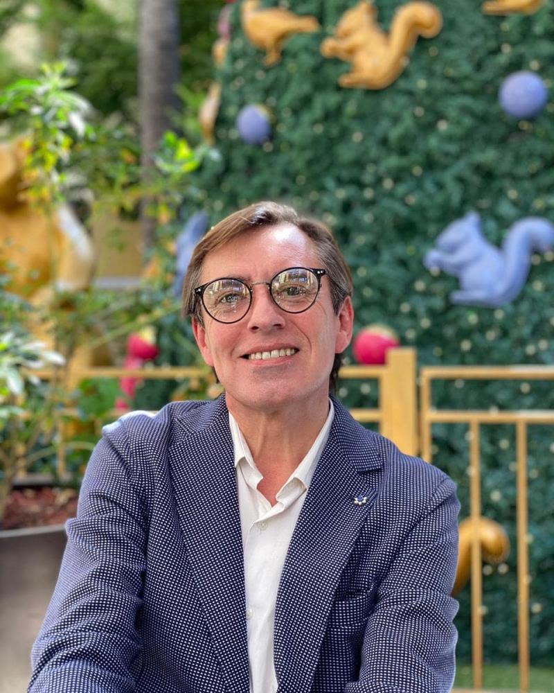 Claudio Fariña enfrenta críticas por foto con una pistola