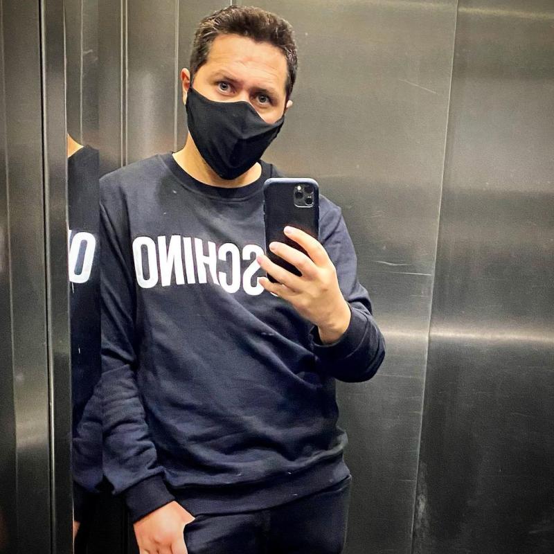 Karol Lucero genera confusión por foto con su cuñada