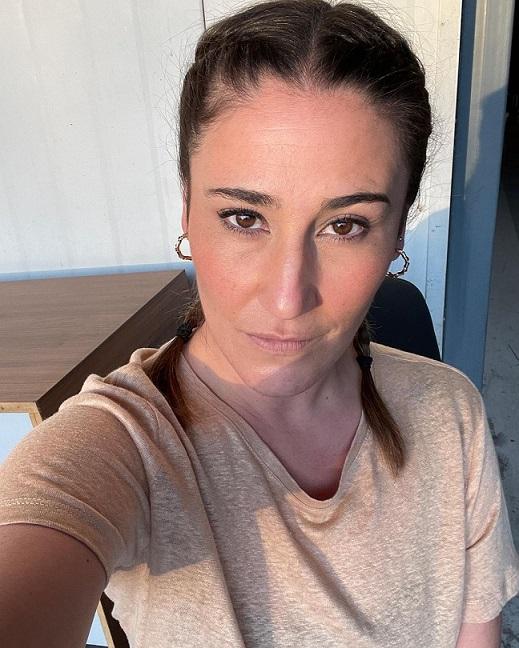 Belén Mora critica a colegas por dejarla con “la mano estirada”