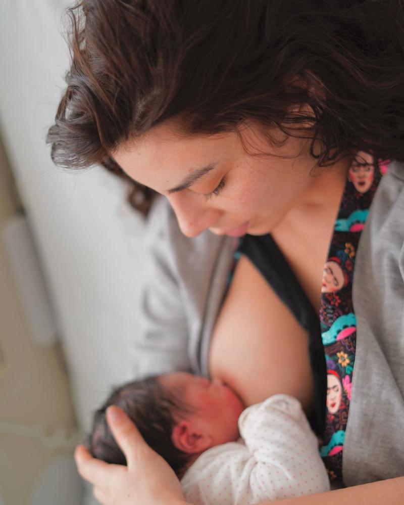 Kathy Contreras comparte foto de la placenta de su hija