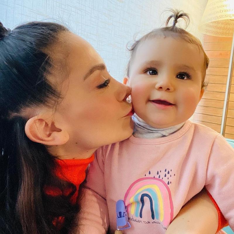 Yamna Lobos enseña emotivo logro de su hija Agustina