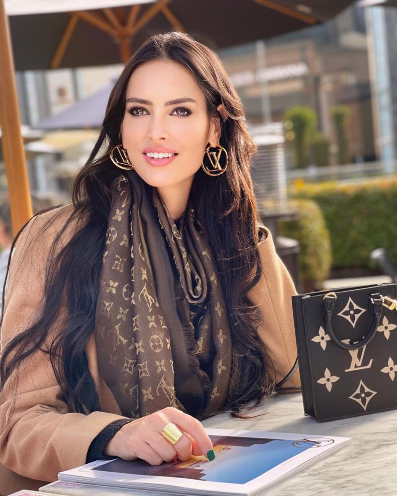 Adriana Barrientos muestra su rostro tras tratamiento estético