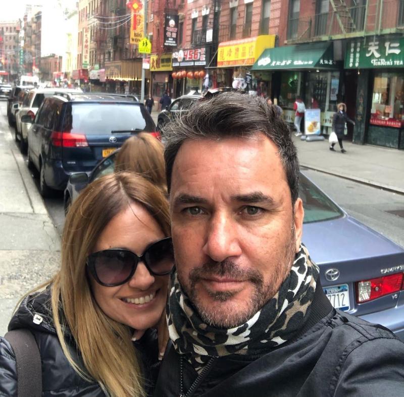 Douglas celebra a Ana Sol Romero tras casi 20 años de matrimonio