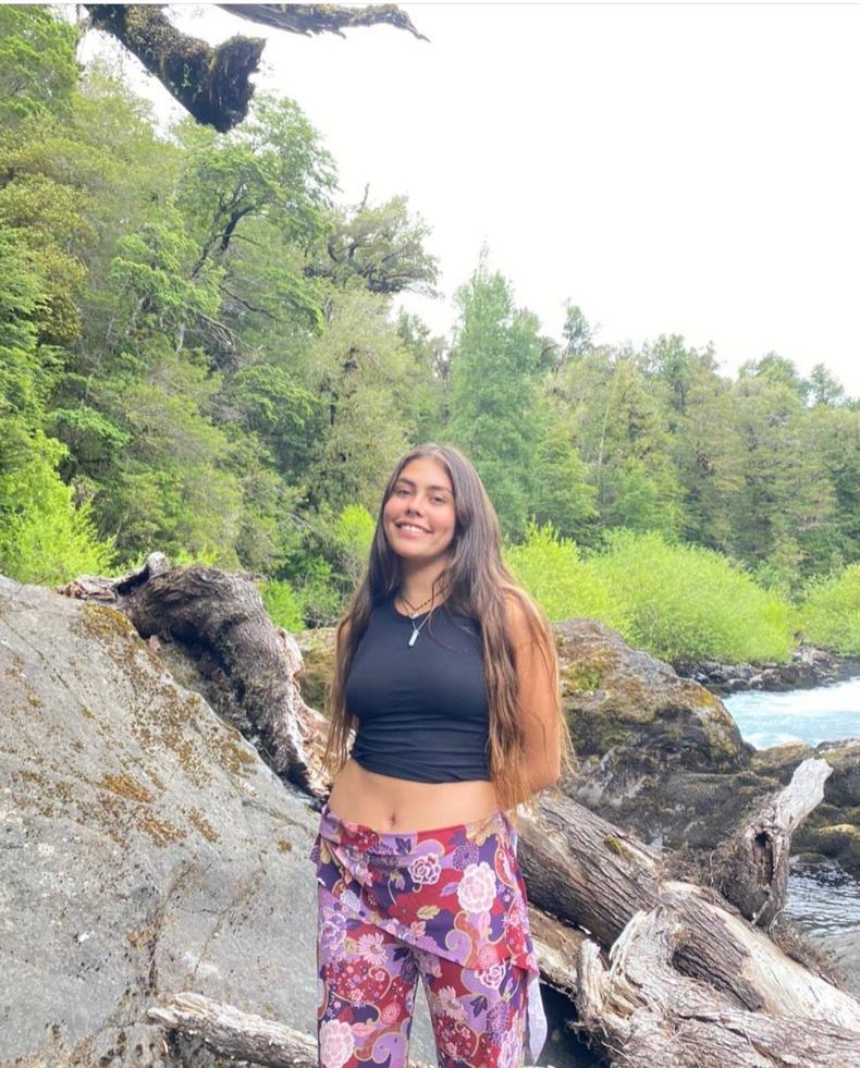 César Sepúlveda celebra los 18 años de su hija