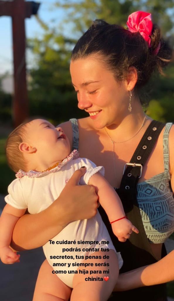 Cota Castelblanco celebra primer cumpleaños de su hermana clon