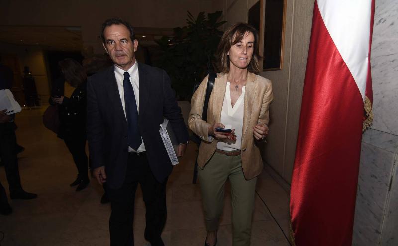 Ignacia Allamand responde a seguidor que criticó a su familia