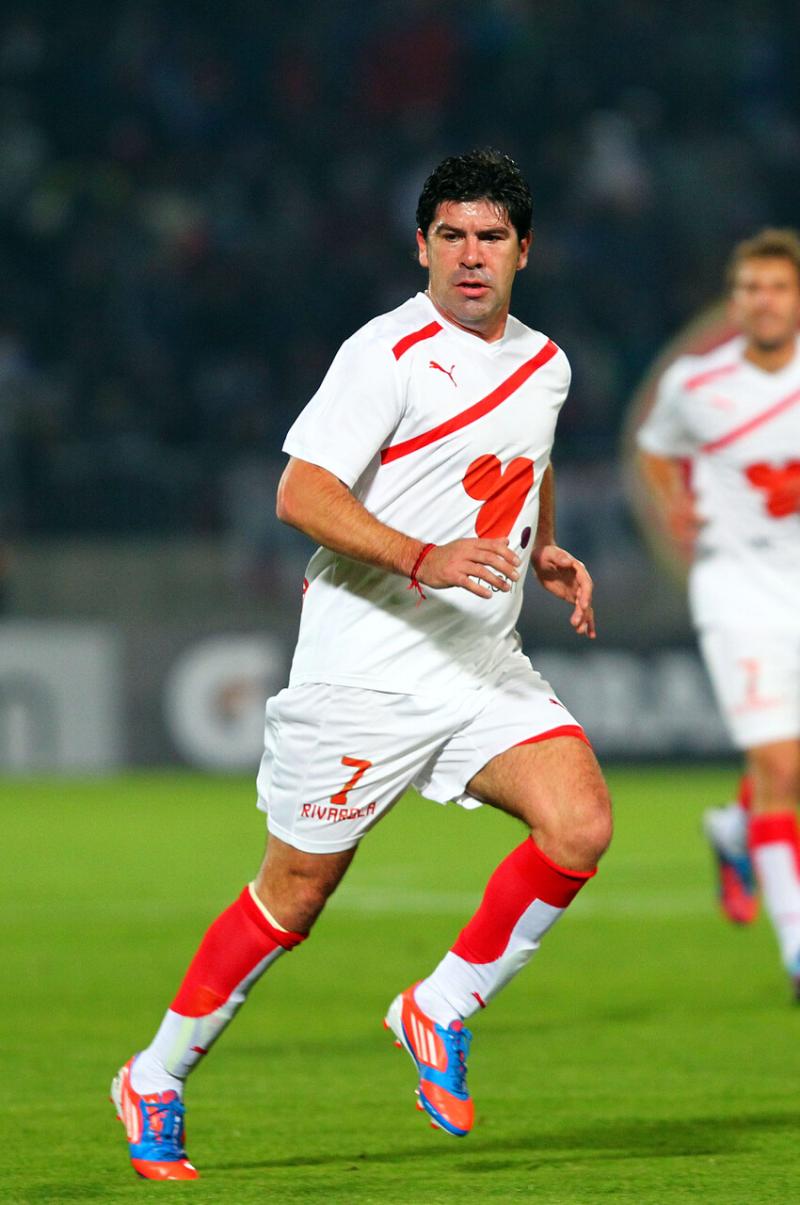 Marcelo Salas se despidió a estadio lleno