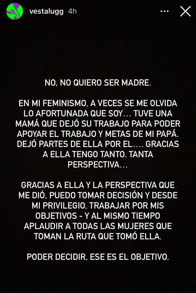 Vesta Lugg impacta al enseñar su figura en lencería negra
