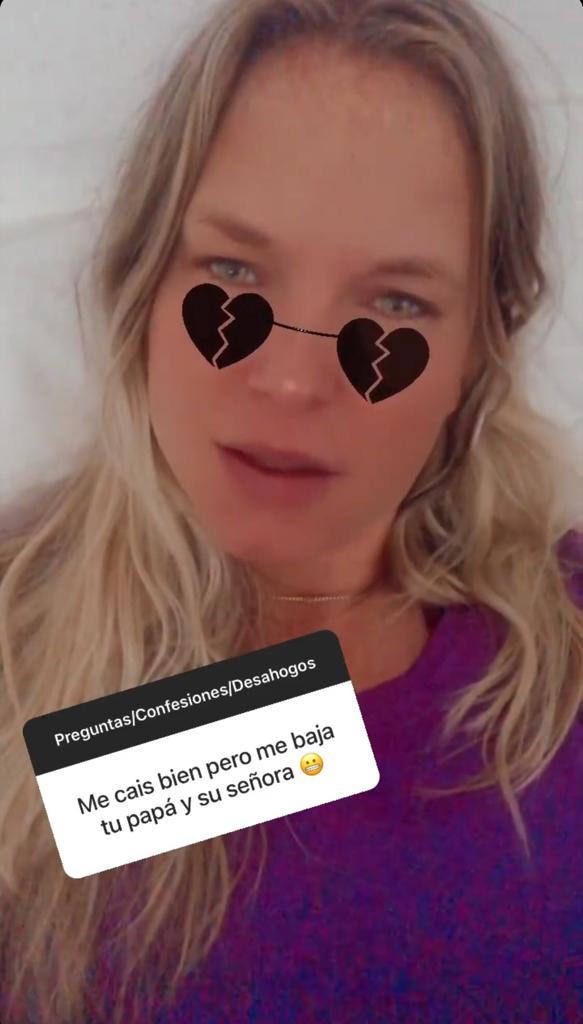 Ignacia Allamand responde a seguidor que criticó a su familia