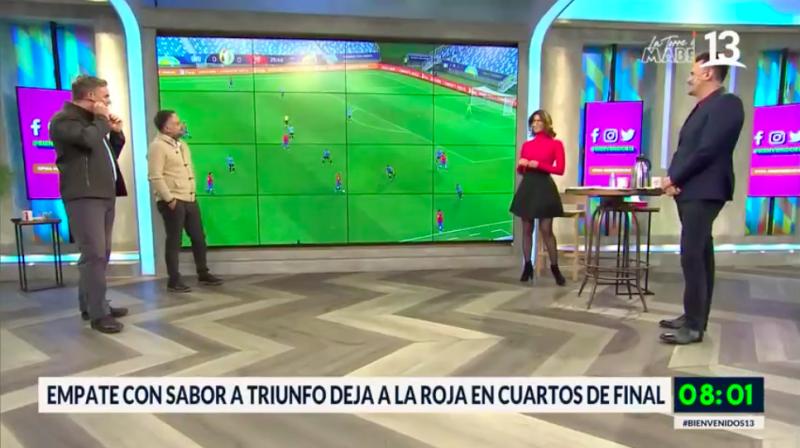 brereton se luce hablando español en clases de Huaso Isla