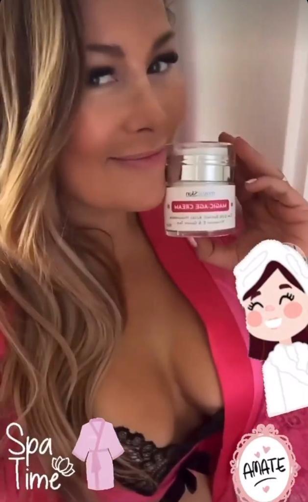 Cathy Barriga se muestra en lencería para enseñar su rutina