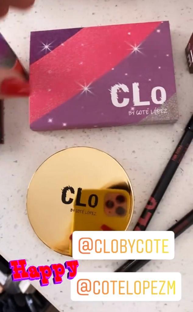 Gissella Gallardo promociona los cosméticos de Coté López