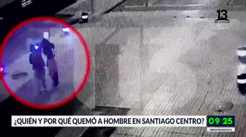Intensa búsqueda de culpable de quemar a hombre en centro de Santiago