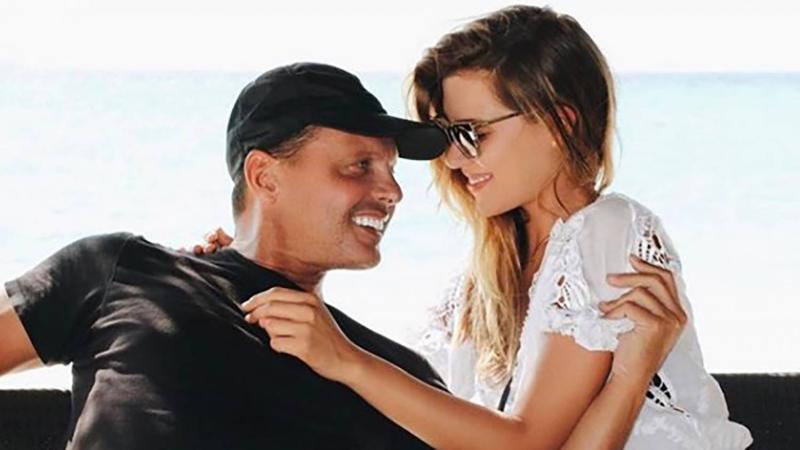 Hija de Luis Miguel se lanza contra serie sobre su padre