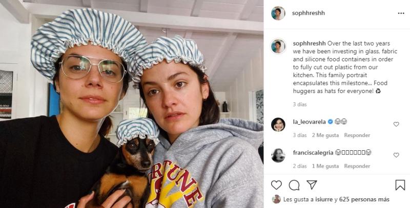 Lorenza Izzo celebra su amor con escritora por mes del orgullo