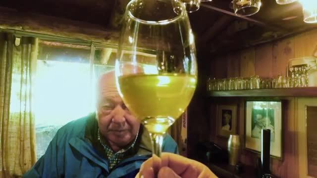 Alipio Vera probó espumante sureño