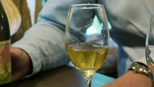 Alipio Vera probó espumante sureño