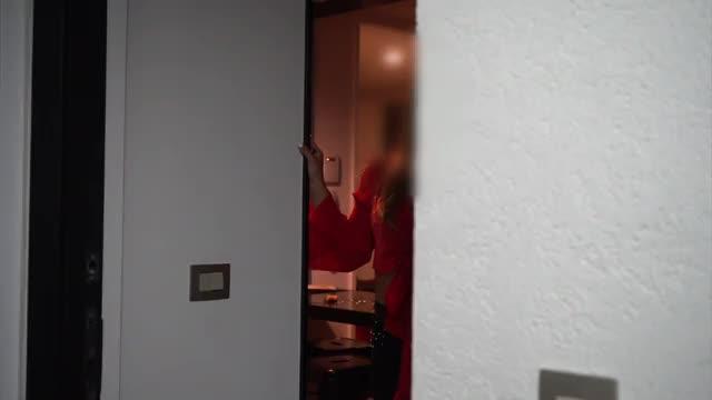 SOS: Joven lanza agua a equipo del programa