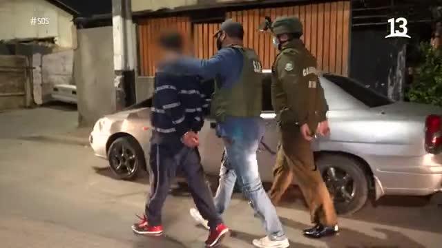 Menor de edad atropella a carabinero