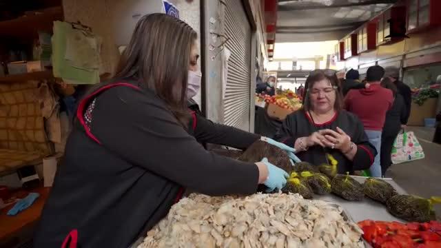 Alonso Barraza probó muchos productos nativos y locales