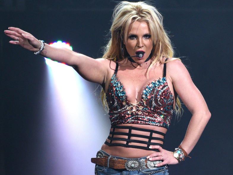 Tribunal rechaza petición de Britney Spears y sigue bajo la tutela de su padre
