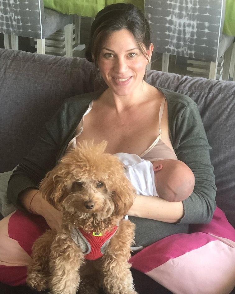 Romina Ansaldo presenta a su bebé recién nacido