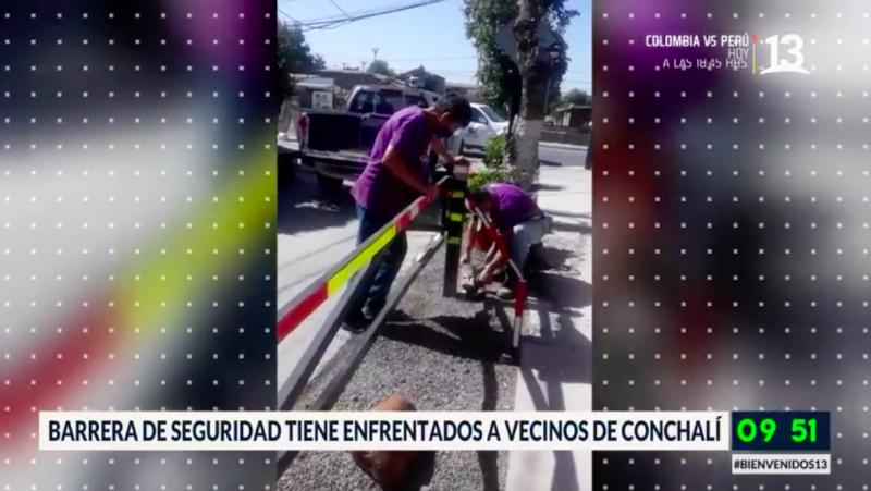 Barrera de seguridad tiene enfrentados a vecinos de Conchalí