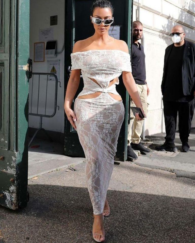 Kim Kardashian genera fuerte polémica en el Vaticano